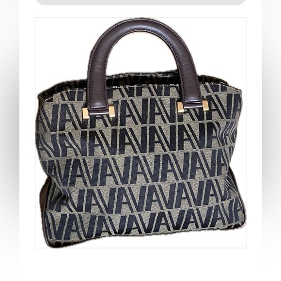 Adrienne vittadini handbag. - Picture 8 of 11